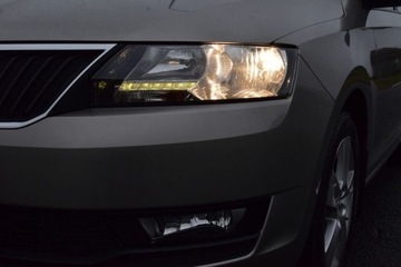 Skoda Rapid II Liftback Facelifting 1.0 TSI 110KM 2017 Skoda RAPID SalonPL 1.0 TSI 110KM AmbitionAudio Klimatyzacja Alu 15 Dealer, zdjęcie 35