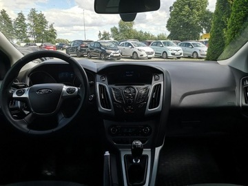 Ford Focus III Hatchback 5d 1.6 Duratorq TDCi DPF 115KM 2013 Ford Focus 1.6 TDCI 115KM Klimatronik Navi ALU, zdjęcie 13