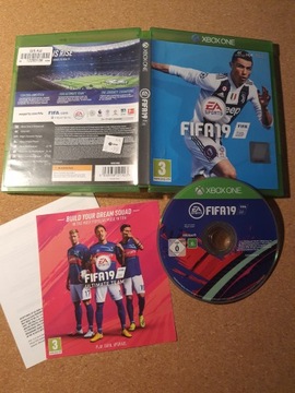 Xbox OneFifa 19 Angielska Komplet