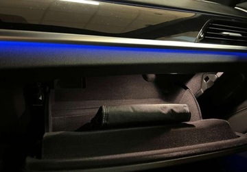 BMW Seria 5 G30-G31 M5 Limuzyna Facelifting 4.4 M550i 530KM 2022 BMW Seria 5 Salon Polska ASO R CARS Warszawa 4.4 Benzyna 530KM, zdjęcie 36