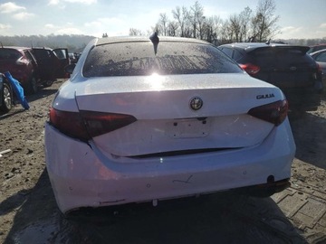 Alfa Romeo Giulia II Sedan Facelifting 2.0 Turbo 280KM 2020 Alfa Romeo Giulia TI 2020 2.0l 2.0 Benzyna 280KM, zdjęcie 2