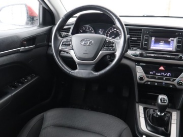 Hyundai Elantra VI Sedan 1.6 MPI 128KM 2017 Hyundai Elantra 1.6 CVVT, Salon Polska, zdjęcie 6