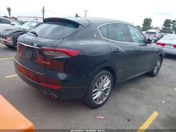 Maserati Levante 2022 Maserati Levante GT 2022 3.0l 3.0 Benzyna 345KM, zdjęcie 5