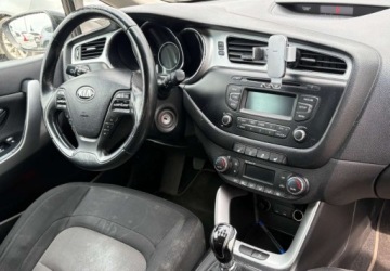 Kia Ceed II Kombi 1.6 CRDi 128KM 2013 Kia Ceed 2013r. 1.6 Diesel 128KM, zdjęcie 11