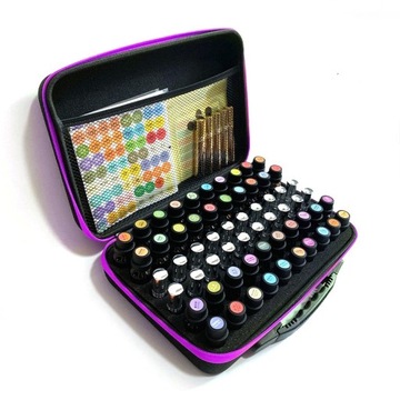 Футляр-органайзер на 60 лаков для ногтей.