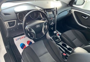 Hyundai i30 II Wagon 1.6 CRDi 110KM 2013 Hyundai i30 Gwarancja Oplacony Bezwypadkowy 1.6 Diesel 110KM, zdjęcie 4