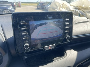 Toyota Yaris IV Hatchback 1.5 Dynamic Force 125KM 2021 Toyota Yaris Klimatyzacja Kamera cofania Tempomat, zdjęcie 8