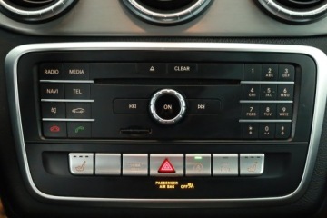 Mercedes CLA C117 Shooting Brake Facelifting 2.0 220 184KM 2018 Mercedes CLA 220 4MATIC, Salon Polska, 4X4, zdjęcie 9