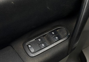 Renault Grand Scenic I 2004 Renault Grand Scenic 1,6 Benzyna 112 km 7-Osobowy 1.6 Benzyna 112KM, zdjęcie 18