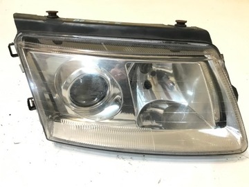 VW PASSAT B5 XENON 97-00R LAMPA PRAWY PRAWA PRZÓD