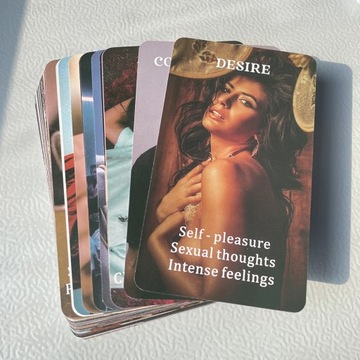 Karty Wyroczni z rozbitym lustrem 12x7 cm w pudełku Talia tarota dla początkujących z kluczem