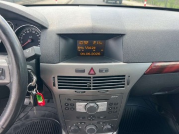 Opel Astra H Hatchback 5d 1.6 Twinport ECOTEC 105KM 2005 Opel Astra Instalacja LPG Klimatyzacja El.Szyby El.Lusterka Hak Gwarancja, zdjęcie 17