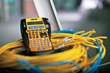 Принтер этикеток Dymo Rhino 5200, набор чемоданов