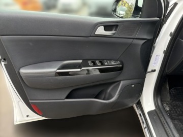 Kia Sportage IV SUV Facelifting 1.6 CRDI 136KM 2019 Kia Sportage Kia Sportage 1.6 CRDi 136KM 2WD Salon, zdjęcie 10