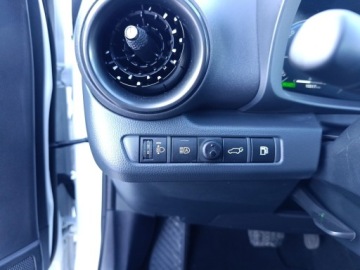 Toyota C-HR II SUV 2.0 Hybrid Dynamic Force 197KM 2024 Toyota C-HR 2.0 Hybrid Executive Toyota C-HR 2.0 H, zdjęcie 38