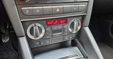 Audi A3 8P Hatchback 3d 1.4 TFSI 125KM 2009 Audi A3 Sportback Audi A3 Sportback 1.4 TFSI S Line Sportpaket plus 1.4, zdjęcie 15