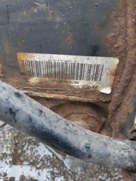 KIA CEED II NÁPRAVNICE NOSNÍK ZAVĚŠENÍ ZADNÍ KOMPLETNÍ