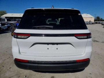 Jeep Grand Cherokee V 2025 Jeep Grand Cherokee 2025 JEEP GRAND CHEROKEE LAREDO 3.6 Benzyna 293KM, zdjęcie 6