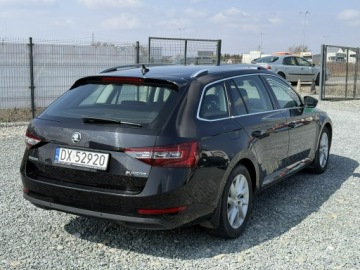 Skoda Superb III Kombi Facelifting 2.0 TDI SCR 150KM 2019 Škoda Superb Skoda Superb 2.0 TDI 150KM 2019, zdjęcie 8