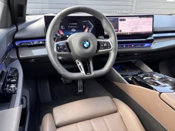 BMW Seria 5 G90-91 Touring 2.0 520d 197KM 2025 BMW 520 BMW 520d xDrive G61, Bogate wyposażenie, B, zdjęcie 29