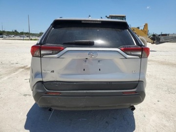 Toyota 2019 Toyota RAV4 le, 2019r., 2.5L 2.5 Benzyna 203KM, zdjęcie 5