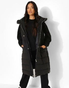 KAMIZELKA PIKOWANA CZARNA OCIEPLANA BEZRĘKAWNIK Z KAPTUREM BOOHOO M