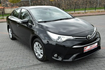 Toyota Avensis III Sedan Facelifting 2015 1.6 Valvematic 132KM 2015 Toyota Avensis 1.6 132KM 2015r. lift SALON climatr, zdjęcie 19