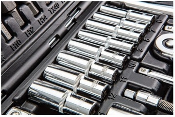 NEO Ключи торцовые 1/4 1/2 с трещоткой, набор 111 шт.