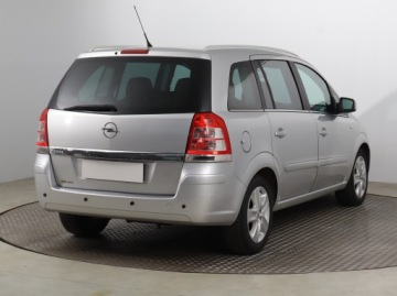 Opel Zafira B 1.7 CDTI ecoFLEX 110KM 2011 Opel Zafira 1.7 CDTI, 7 miejsc, Klima, zdjęcie 4