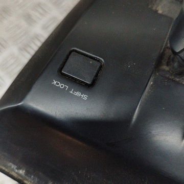 ISUZU D-MAX 2014 ZVEDÁK PÁKY ŘAZENÍ / HORNÍ