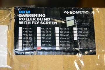 Рулонные шторы Dometic DB1R с москитной сеткой 880 x 530