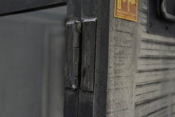 Деревянная ВИТРИНА, манго, серия HEAVY INDUSTRY