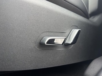 BYD 2025 BYD Dolphin Surf Comfort 156 KM bateria 43,2 kWh Elektryczny 156KM, zdjęcie 9