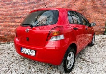 Toyota Yaris II Hatchback 5d 1.0 VVT-i 69KM 2008 Toyota Yaris Salon PL klima Alu Gwarancja w cenie Warszawa VDAK Benzyna, zdjęcie 3