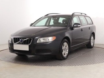 Volvo V70 III Kombi 2.0 TD 136KM 2010 Volvo V70 2.0 D, Skóra, Navi, Xenon, Bi-Xenon, zdjęcie 1