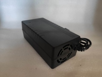 Зарядное устройство для велосипеда 36В/42В 4А 5Pin Tranz-x