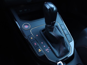 Seat Arona Crossover 1.0 EcoTSI 115KM 2018 Seat Arona 1.0 TSI, Salon Polska, Automat, Navi, zdjęcie 12