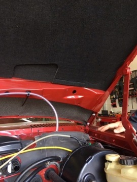 2 Шумоизоляция капота Mercedes 107 SL SLC