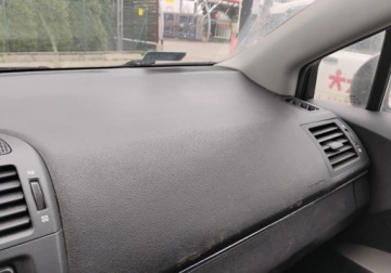 Toyota Avensis III Wagon 2.0 D-4D 126KM 2010 Toyota Avensis 2010r, 2.0 DIESEL. Lekko uszkodzony przod. Jezdzi. 2.0, zdjęcie 13