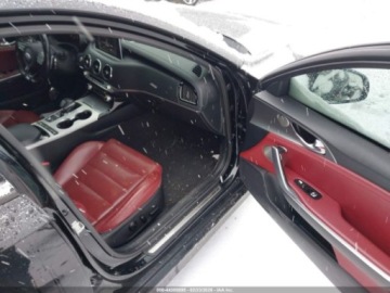 Kia Stinger Liftback 3.3 T-GDi 366KM 2018 Kia Stinger GT2 2018 3.3 Benzyna 365KM, zdjęcie 9