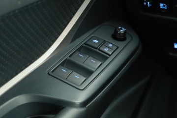 Toyota C-HR I Crossover Facelifting 1.8 Hybrid 122KM 2021 Toyota C-HR 1.8 Hybrid, Salon Polska, Automat, zdjęcie 13