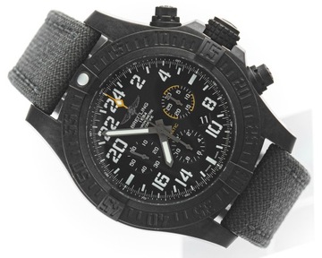 BREITLING AVENGER HURRICANE REF.XB1210 FULL SET