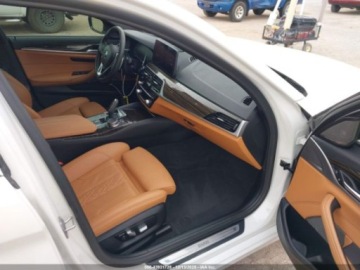 BMW Seria 5 G30-G31 2021 BMW Seria 5 530i 2021 2.0 Benzyna 248KM, zdjęcie 8