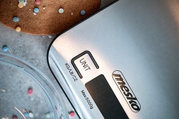 () Серебряные электрические весы Mesko