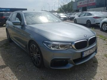 BMW Seria 5 G30-G31 Touring 530d 265KM 2019 BMW 530