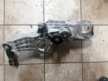 ŁAPA PODSTAWA ALTERNATORA ALFA 166 60610195
