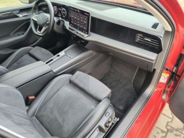 Volkswagen Passat B8 Variant Facelifting 1.5 TSI EVO 150KM 2025 Volkswagen Passat serwis ASO 1.5TSI 150KM bezwypadkow gwarancja pakiety ka, zdjęcie 25