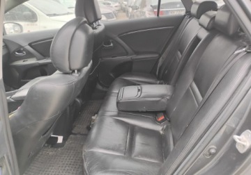 Toyota Avensis III Wagon 2.0 D-4D 126KM 2010 Toyota Avensis 2010r, 2.0 DIESEL. Lekko uszkodzony przod. Jezdzi. 2.0, zdjęcie 8