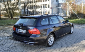 BMW Seria 3 E90-91-92-93 Touring E91 2.0 320d 163KM 2009 BMW Seria 3 2,0D (163KM) Automat Lift Bezwypadkowy 2.0 Diesel 163KM, zdjęcie 3