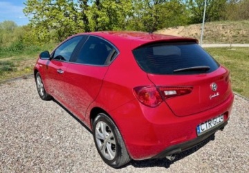 Alfa Romeo Giulietta Nuova II Hatchback 5d 2.0 JTD 16v 140KM 2012 Alfa Romeo Giulietta 2012 rok BEZWYPADKOWY Piekny Stan Klimatyzacja ZAD, zdjęcie 4